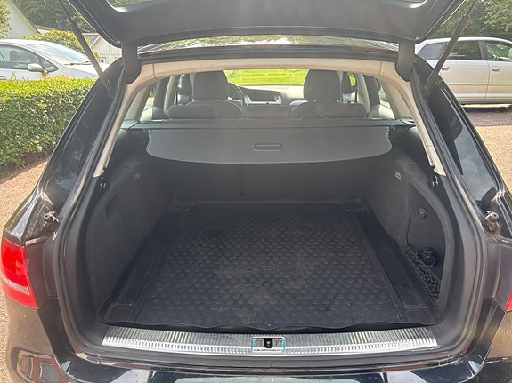 Audi A4 11 of 15
