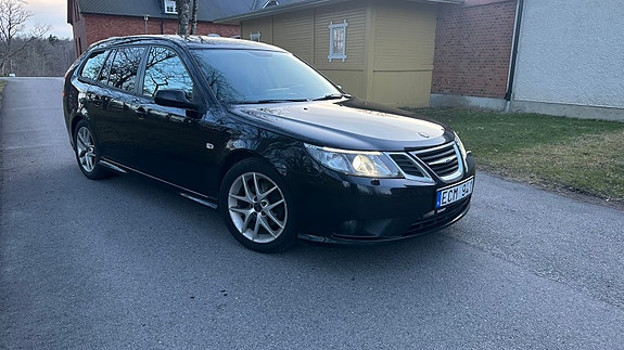 Saab 9-3 4 of 7