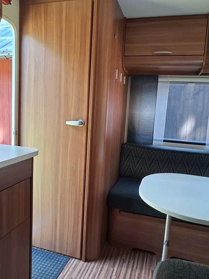 Adria Altea 390PS 7 of 10