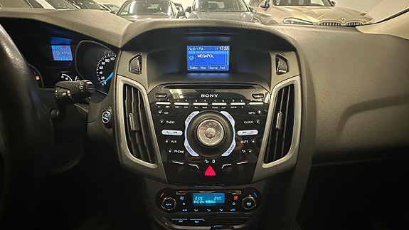 Ford Focus 19 of 21
