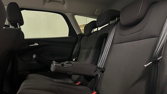 Ford Focus 13 of 21