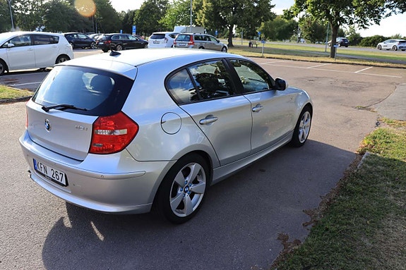 BMW 118i 6 of 6