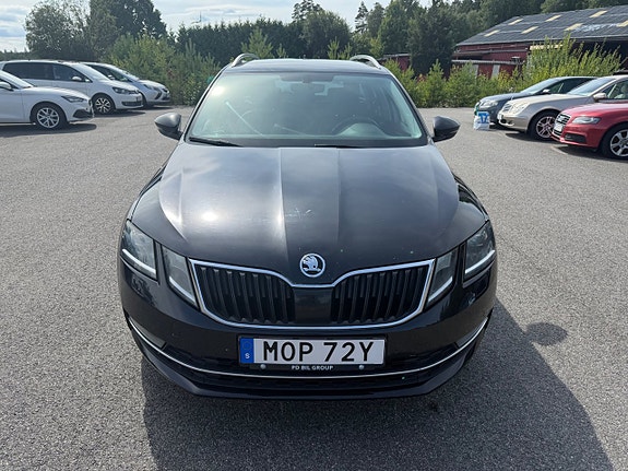 Skoda Octavia 8 of 26