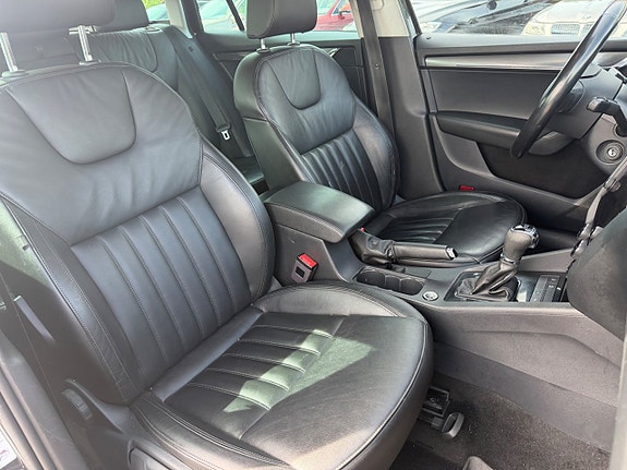 Skoda Octavia 10 of 26
