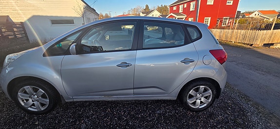 Kia Venga 4 of 5