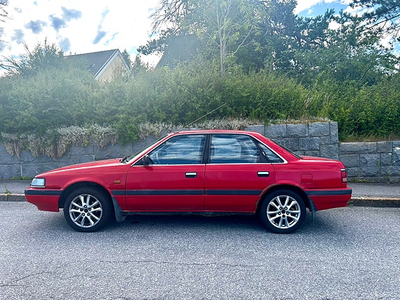 Mazda 626 3 of 4