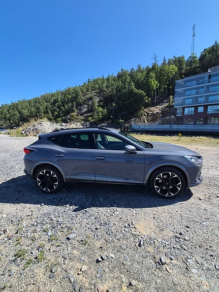 Cupra Formentor 5 of 13