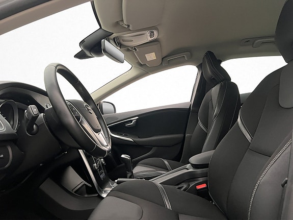 Volvo V40 9 of 26
