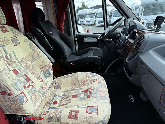 Chausson Allegro 67 4 of 12