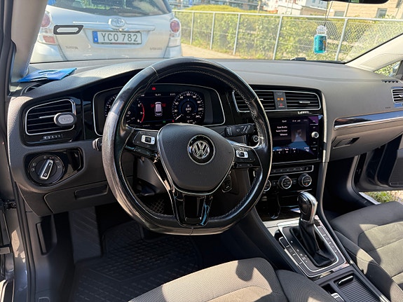 Volkswagen Golf II 7 of 8