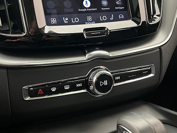 Volvo XC60 22 of 30
