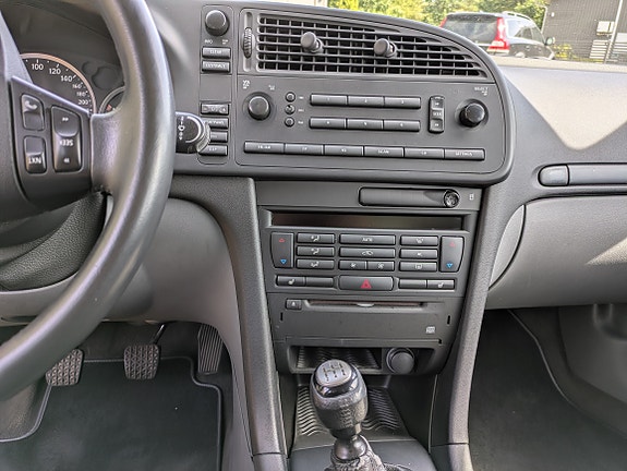 Saab 9-3 9 of 13