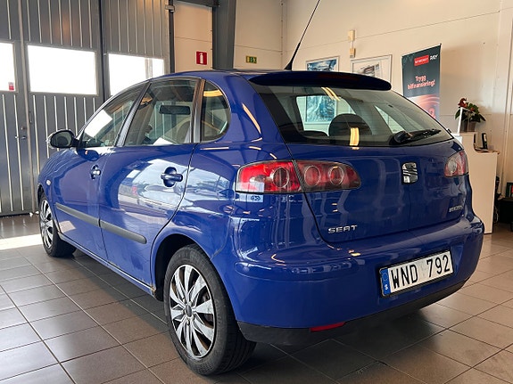 Seat Ibiza 4 of 7