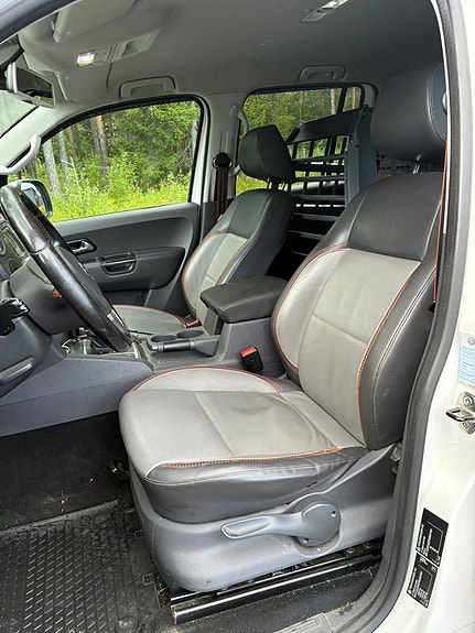 Volkswagen Amarok 6 of 6
