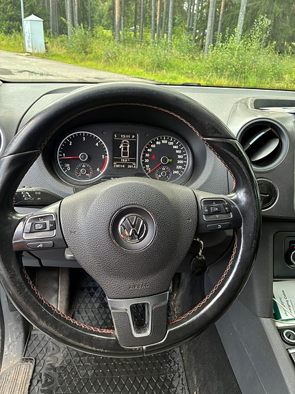 Volkswagen Amarok 5 of 6