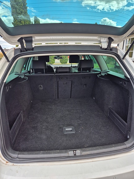 Volkswagen Passat 5 of 6