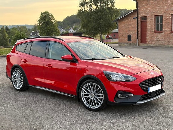 Ford Focus 5 of 12