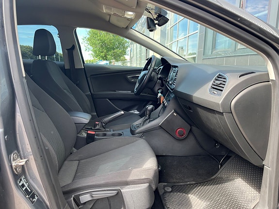 Seat Leon 9 of 26