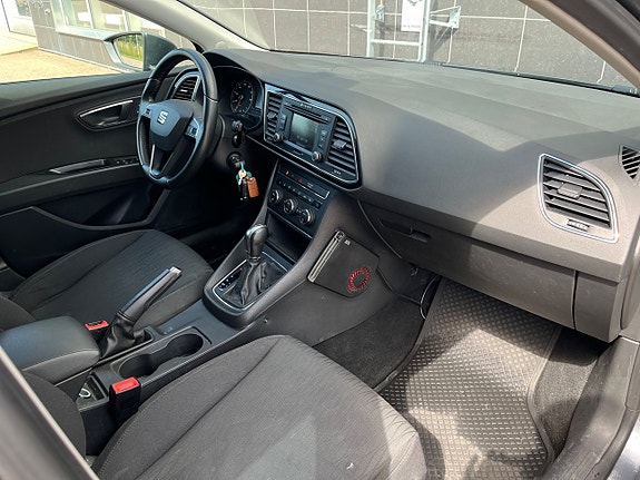 Seat Leon 10 of 26