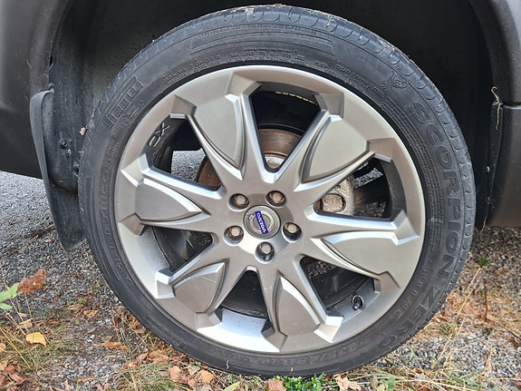 Volvo XC70 7 of 14