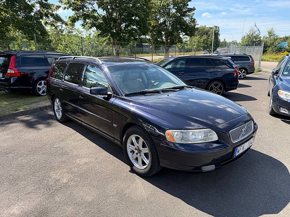 Volvo V70 4 of 7