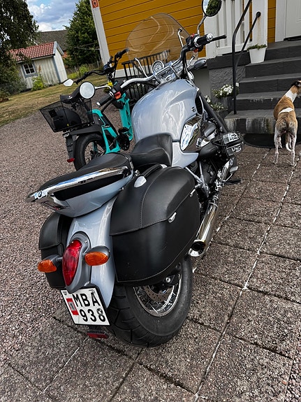 BMW R 1200 C 12 of 15