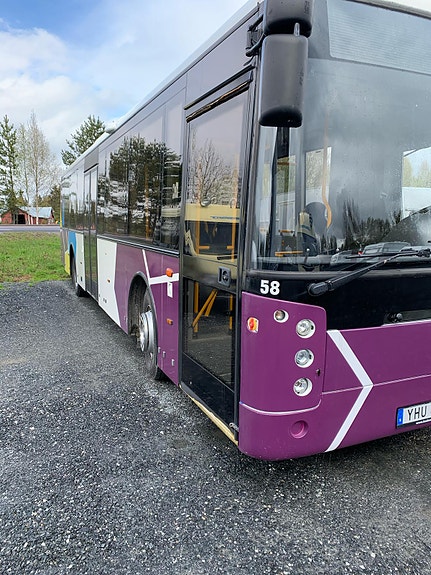 Volvo 6 of 8