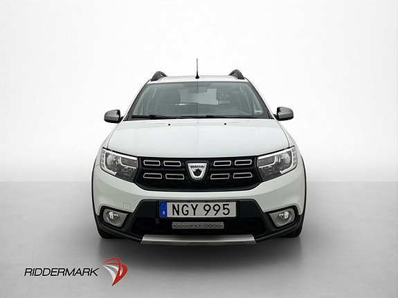 Dacia Sandero Stepway 2 of 27