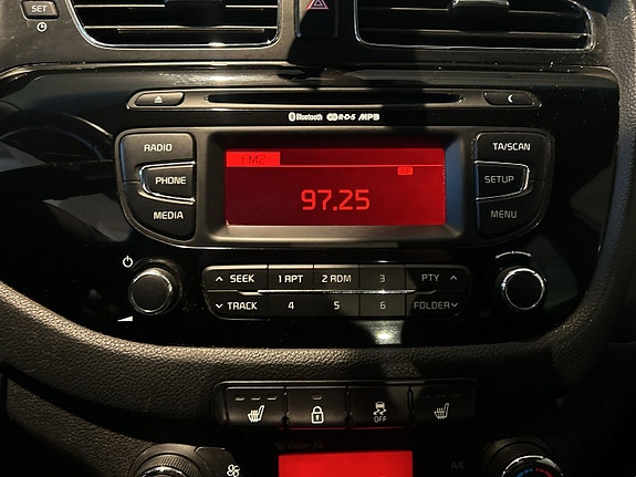 Kia Ceed 11 of 19
