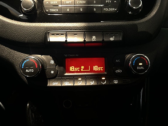 Kia Ceed 15 of 19