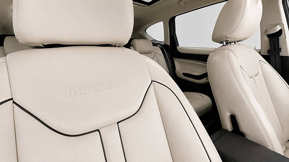 Ford Kuga 12 of 27