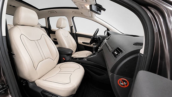 Ford Kuga 11 of 27