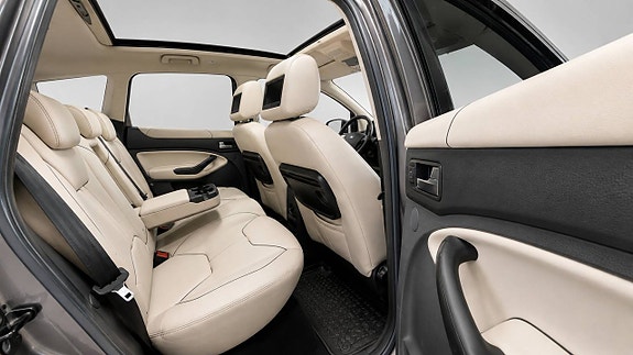 Ford Kuga 10 of 27