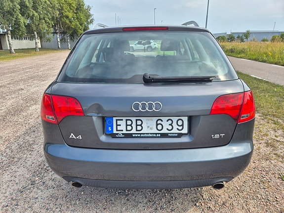 Audi A4 5 of 16