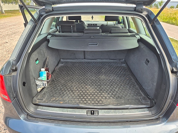 Audi A4 15 of 16