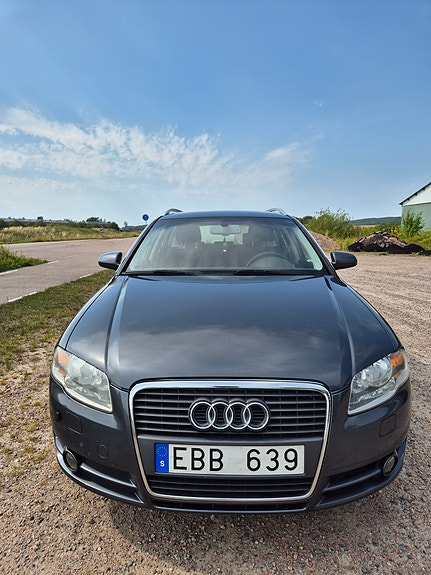 Audi A4 4 of 16