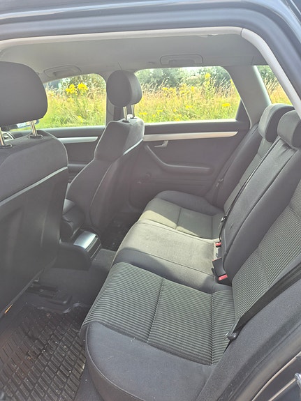 Audi A4 14 of 16