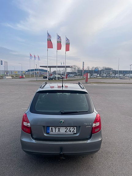 Skoda Fabia 2 of 16