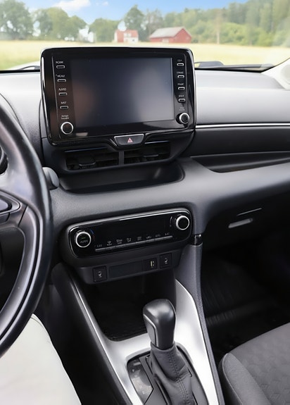 Toyota Yaris 7 of 11