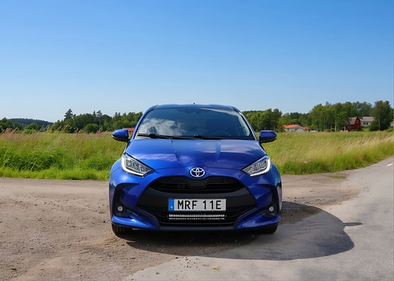 Toyota Yaris 4 of 11