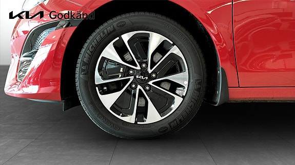 Kia Ceed 9 of 9