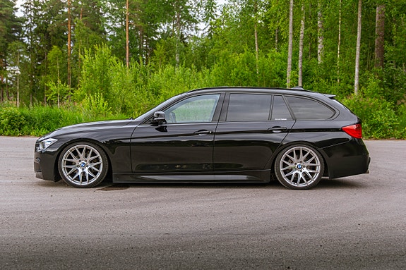 BMW 320d 6 of 23