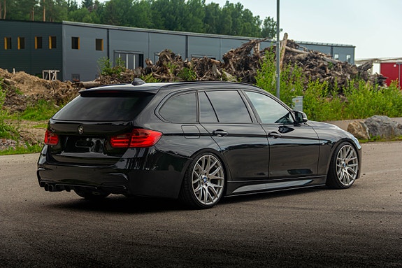 BMW 320d 3 of 23