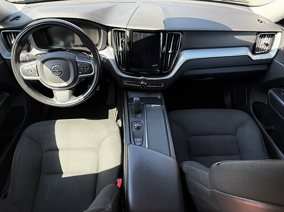 Volvo XC60 6 of 9