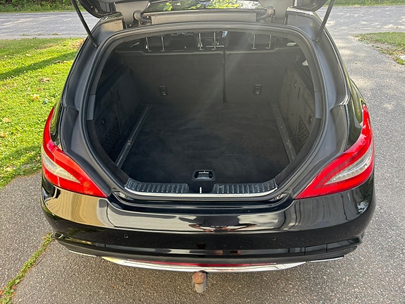 Mercedes-Benz CLS500 9 of 9