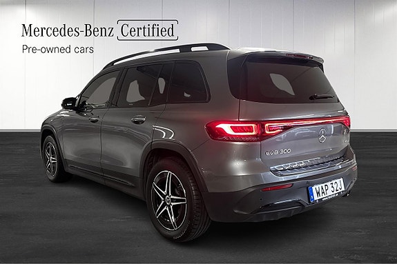 Mercedes-Benz EQB300 3 of 12