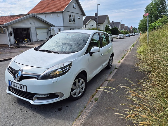 Renault Scenic III 2 of 9