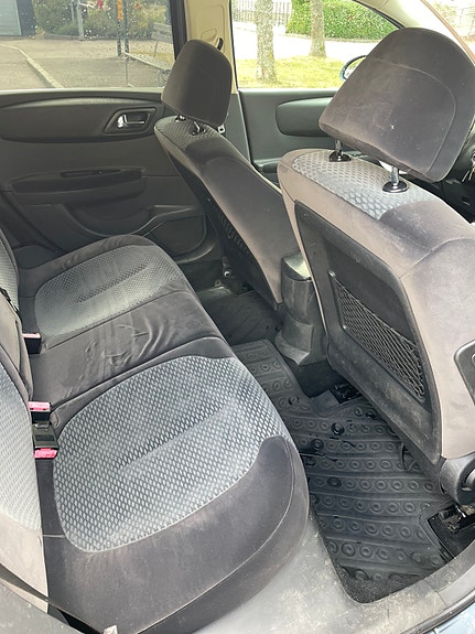 Citroen C4 7 of 8