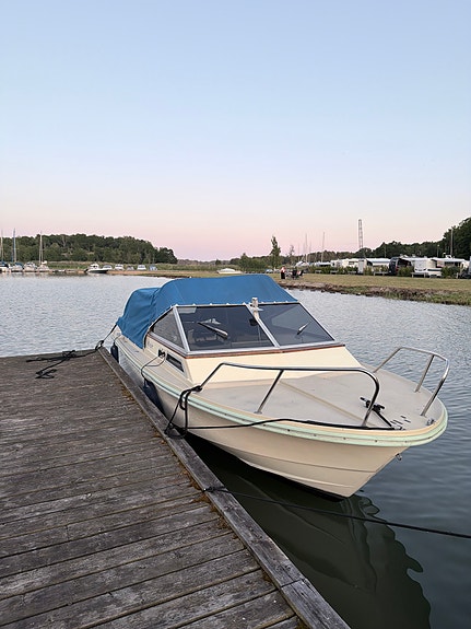 Windy 22 daycruiser inklusive båtsläp 6 of 12