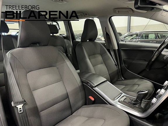 Volvo XC70 13 of 26